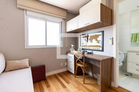 Apartamento à venda com 136m², 3 quartos e 2 vagasSuíte 2