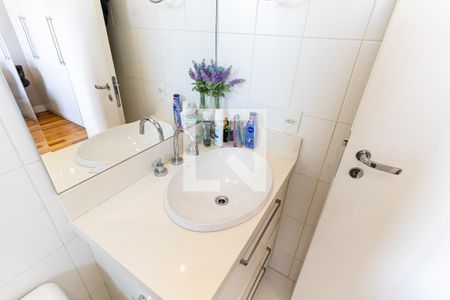 Apartamento à venda com 136m², 3 quartos e 2 vagasBanheiro da Suíte 2