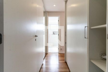 Apartamento à venda com 136m², 3 quartos e 2 vagasCloset da Suíte 1