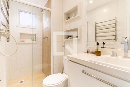 Apartamento à venda com 136m², 3 quartos e 2 vagasBanheiro da Suíte 3