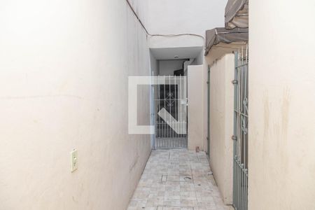 Casa para alugar com 27m², 1 quarto e sem vaga Casa para alugar com 27m², 1 quarto e sem vagaEntrada