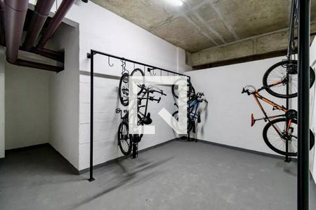 Apartamento para alugar com 41m², 2 quartos e sem vaga Apartamento para alugar com 41m², 2 quartos e sem vagaÁrea comum - Bicicletário