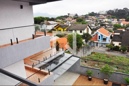 Casa à venda com 570m², 5 quartos e 6 vagasDetalhe - Vista do Varanda do Quarto 02 com Suíte