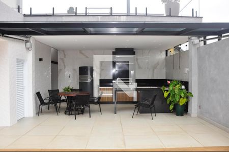 Casa à venda com 570m², 5 quartos e 6 vagasChurrasqueira