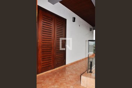 Casa à venda com 570m², 5 quartos e 6 vagasDetalhe - Varanda do Quarto 03