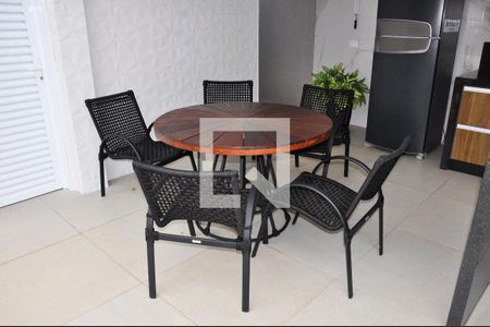 Casa à venda com 570m², 5 quartos e 6 vagasChurrasqueira