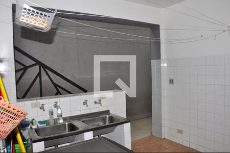 Casa à venda com 570m², 5 quartos e 6 vagasÁrea de Serviço