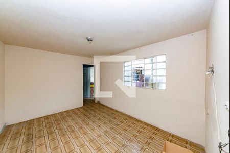 Casa à venda com 297m², 5 quartos e 1 vaga Casa à venda com 297m², 5 quartos e 1 vagaQuarto de Serviço