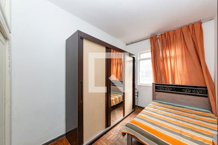 Casa à venda com 297m², 5 quartos e 1 vaga Casa à venda com 297m², 5 quartos e 1 vagaQuarto 2