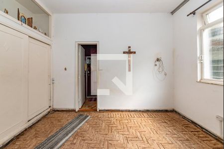 Casa à venda com 297m², 5 quartos e 1 vaga Casa à venda com 297m², 5 quartos e 1 vagaSuíte