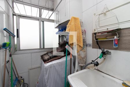 Apartamento à venda com 55m², 2 quartos e 1 vaga Apartamento à venda com 55m², 2 quartos e 1 vagaCozinha e Área de Serviço