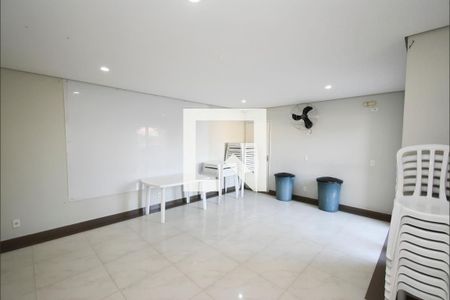 Apartamento à venda com 55m², 2 quartos e 1 vaga Apartamento à venda com 55m², 2 quartos e 1 vagaÁrea comum - Salão de festas