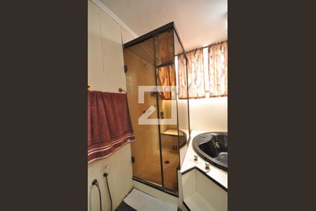 Casa à venda com 454m², 4 quartos e 2 vagasBanheiro da Suíte Master