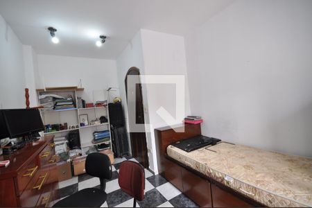 Casa à venda com 454m², 4 quartos e 2 vagasQuarto 2