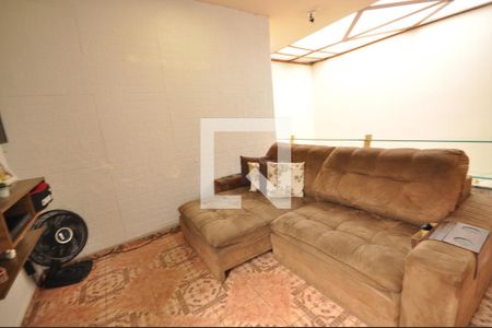 Casa à venda com 454m², 4 quartos e 2 vagasSala de TV