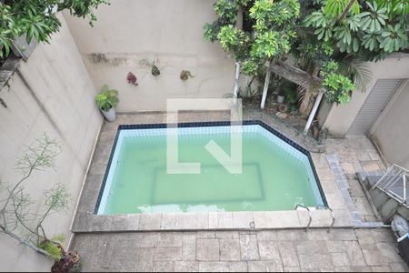 Casa à venda com 454m², 4 quartos e 2 vagasPiscina