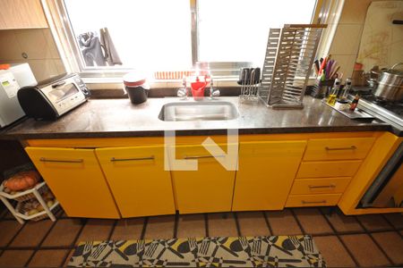 Casa à venda com 454m², 4 quartos e 2 vagasCozinha