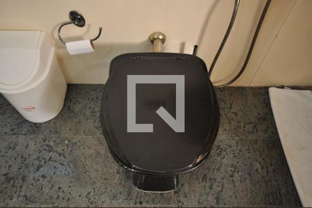 Casa à venda com 454m², 4 quartos e 2 vagasBanheiro da Suíte Master