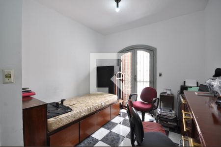 Casa à venda com 454m², 4 quartos e 2 vagasQuarto 2