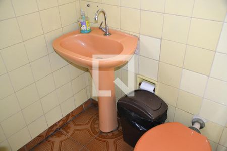 Casa à venda com 250m², 4 quartos e 3 vagasBanheiro