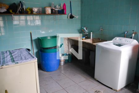 Casa à venda com 250m², 4 quartos e 3 vagasÁrea de Serviço