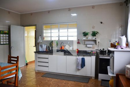 Casa à venda com 250m², 4 quartos e 3 vagasCozinha