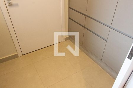 Apartamento à venda com 125m², 2 quartos e 2 vagas Apartamento à venda com 125m², 2 quartos e 2 vagasÁREA DE SERVIÇO