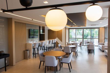 Apartamento à venda com 125m², 2 quartos e 2 vagas Apartamento à venda com 125m², 2 quartos e 2 vagasÁREA COMUM - SALÃO GOURMET