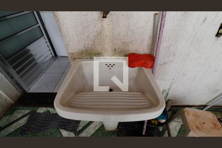 Casa de condomínio à venda com 69m², 2 quartos e 1 vagaÁrea de Serviço