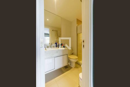 Casa à venda com 71m², 2 quartos e sem vagaBanheiro da Suíte