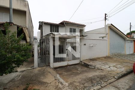Casa à venda com 150m², 4 quartos e 2 vagasFachada
