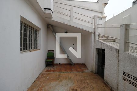 Casa à venda com 150m², 4 quartos e 2 vagasQuintal da Casa 2