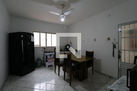 Casa à venda com 150m², 4 quartos e 2 vagasCozinha da Casa 2