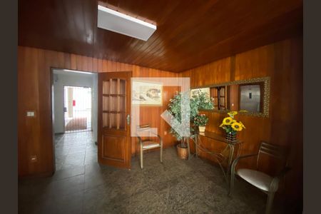 Apartamento à venda com 84m², 3 quartos e 1 vaga Apartamento à venda com 84m², 3 quartos e 1 vagaHall social