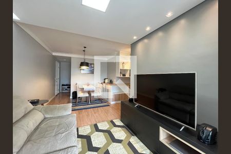 Apartamento à venda com 105m², 3 quartos e 2 vagas Apartamento à venda com 105m², 3 quartos e 2 vagasSala