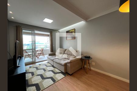 Apartamento à venda com 105m², 3 quartos e 2 vagas Apartamento à venda com 105m², 3 quartos e 2 vagasSala