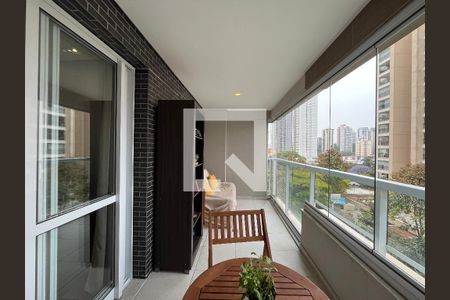 Apartamento à venda com 105m², 3 quartos e 2 vagas Apartamento à venda com 105m², 3 quartos e 2 vagasVaranda