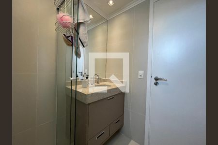 Apartamento à venda com 105m², 3 quartos e 2 vagas Apartamento à venda com 105m², 3 quartos e 2 vagasBanheiro da Suíte
