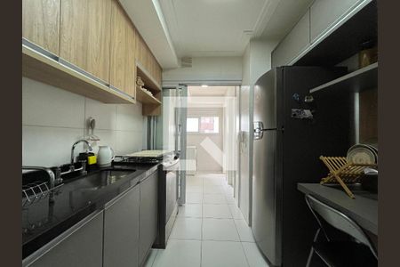 Apartamento à venda com 105m², 3 quartos e 2 vagas Apartamento à venda com 105m², 3 quartos e 2 vagasCozinha
