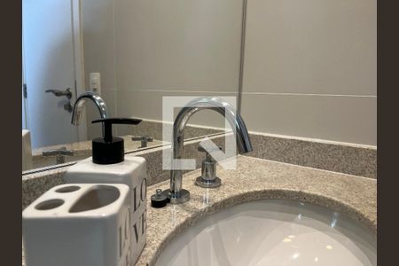 Apartamento à venda com 105m², 3 quartos e 2 vagas Apartamento à venda com 105m², 3 quartos e 2 vagasBanheiro da Suíte