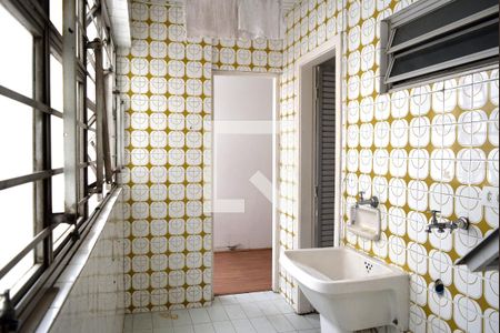 Apartamento para alugar com 101m², 3 quartos e 1 vagaÁrea de Serviço