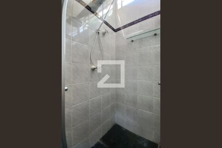 Casa à venda com 493m², 4 quartos e 2 vagasBanheiro da Suíte 4