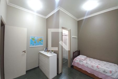 Casa à venda com 493m², 4 quartos e 2 vagasQuarto 4 - Suíte