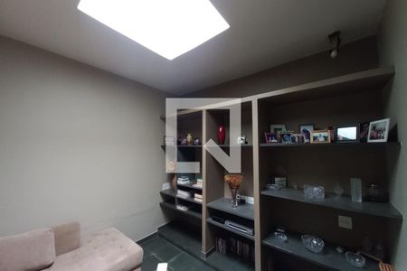 Casa à venda com 493m², 4 quartos e 2 vagasSala 