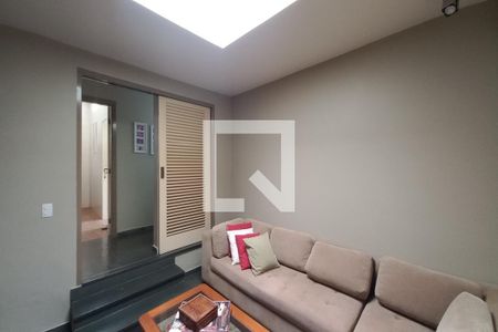 Casa à venda com 493m², 4 quartos e 2 vagasSala 