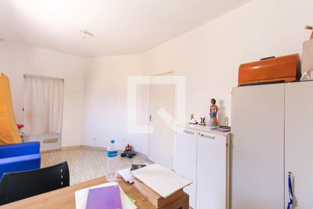 Casa à venda com 349m², 4 quartos e 2 vagas Casa à venda com 349m², 4 quartos e 2 vagasQuarto 2 - Suíte