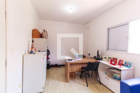 Casa à venda com 349m², 4 quartos e 2 vagas Casa à venda com 349m², 4 quartos e 2 vagasQuarto 2 - Suíte