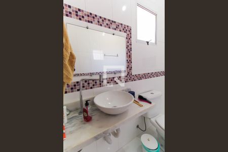 Casa à venda com 349m², 4 quartos e 2 vagas Casa à venda com 349m², 4 quartos e 2 vagasBanheiro da Suíte 2