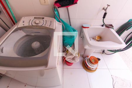 Casa à venda com 349m², 4 quartos e 2 vagas Casa à venda com 349m², 4 quartos e 2 vagasÁrea de Serviço