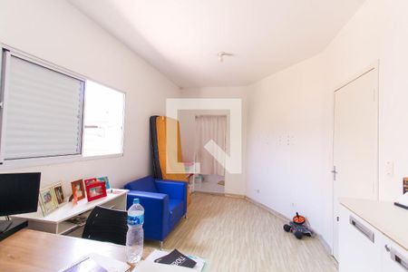 Casa à venda com 349m², 4 quartos e 2 vagas Casa à venda com 349m², 4 quartos e 2 vagasQuarto 2 - Suíte